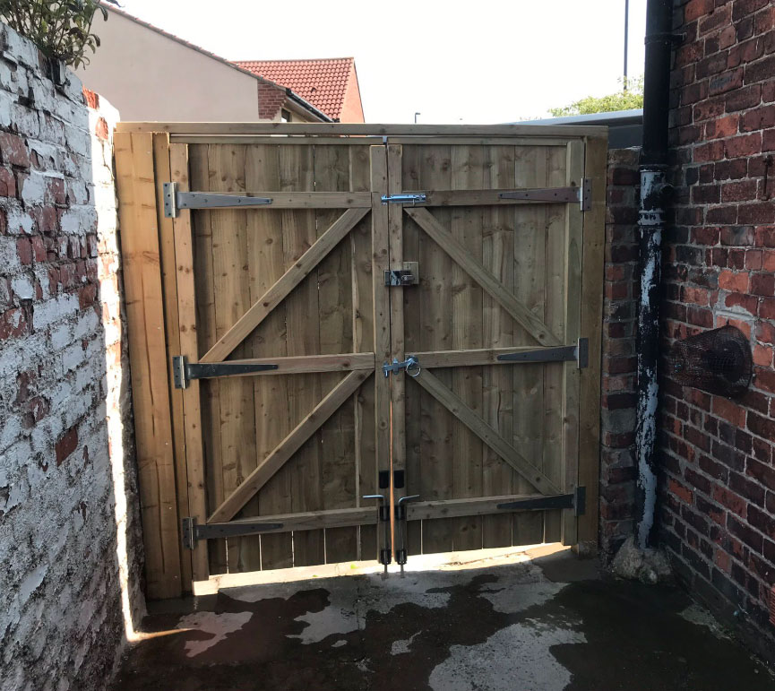 Fencing and Gate Services North East.jpg Fencing and Gate Services North East.jpg